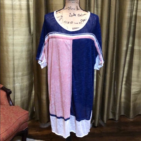 Free People Tops - Free People Tunic💙